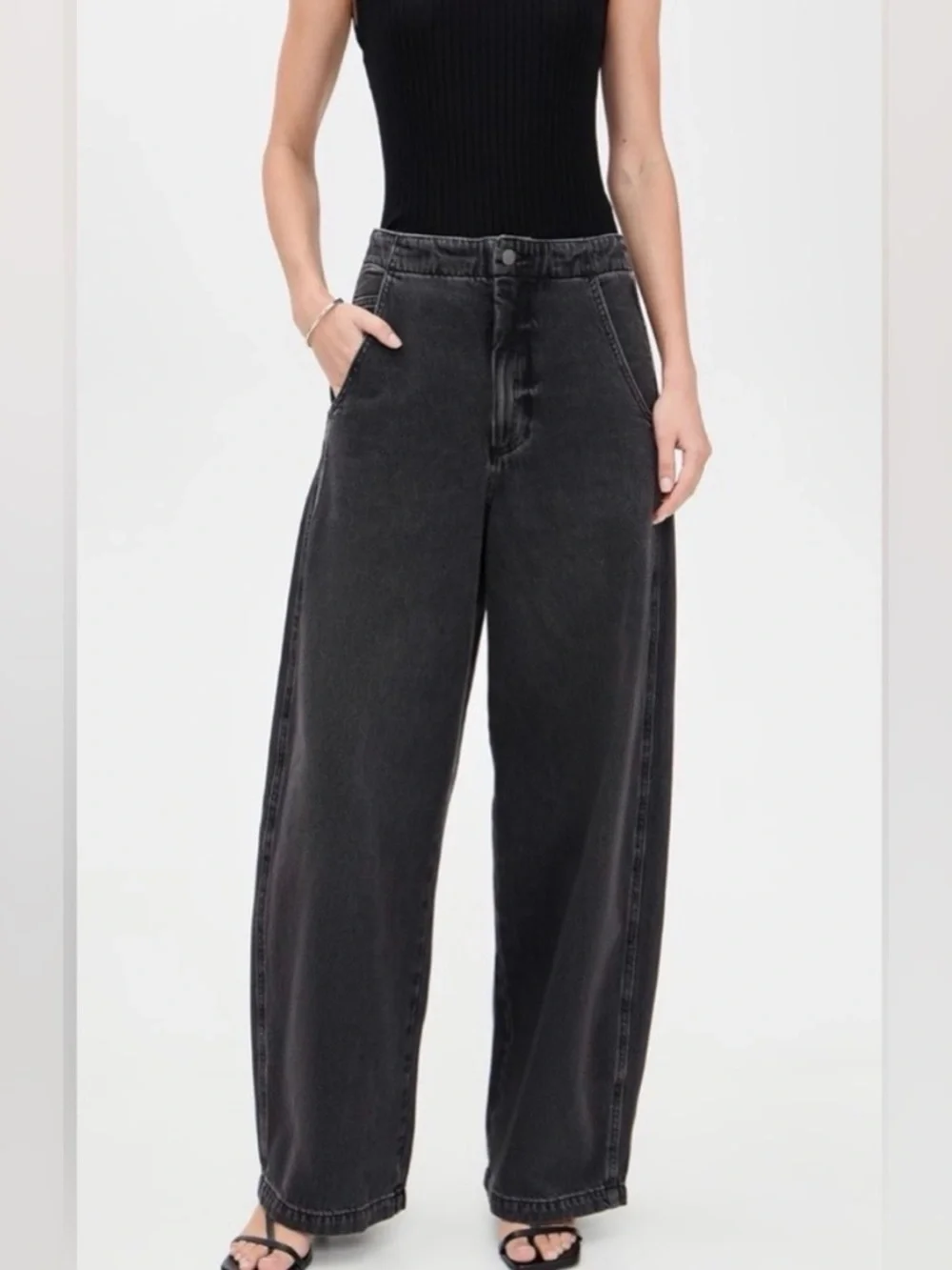 Pistola Lottie High Rise Relaxed Bowed Leg Jeans Zen Black Size 26 NWT - Picture 1 of 10